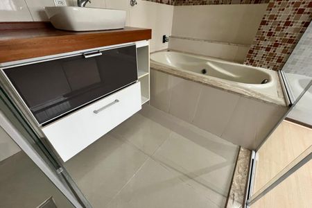Casa para alugar com 90m², 2 quartos e sem vaga Casa para alugar com 90m², 2 quartos e sem vagaBanheiro