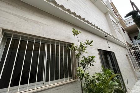 Casa para alugar com 90m², 2 quartos e sem vaga Casa para alugar com 90m², 2 quartos e sem vagaVaranda