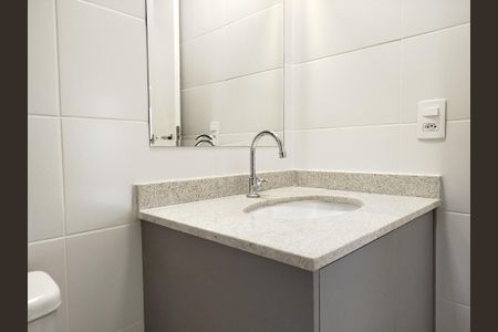Apartamento para alugar com 68m², 2 quartos e 1 vaga Apartamento para alugar com 68m², 2 quartos e 1 vagaBanheiro 2