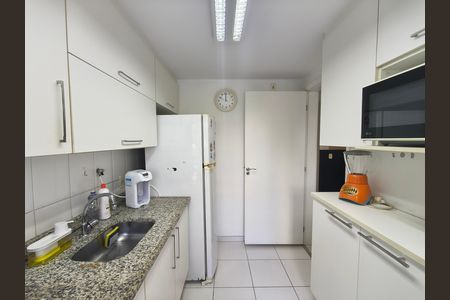 Apartamento para alugar com 67m², 2 quartos e 1 vaga