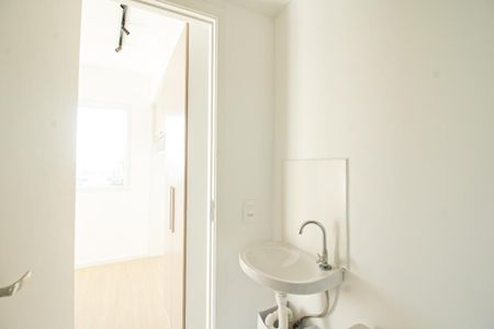 Studio para alugar com 17m², 1 quarto e sem vaga Studio para alugar com 17m², 1 quarto e sem vagaBanheiro