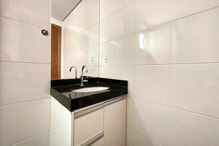Apartamento para alugar com 80m², 3 quartos e 1 vaga Apartamento para alugar com 80m², 3 quartos e 1 vagaBanheiro