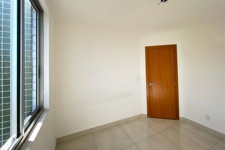 Apartamento para alugar com 80m², 3 quartos e 1 vaga Apartamento para alugar com 80m², 3 quartos e 1 vagaQuarto 1