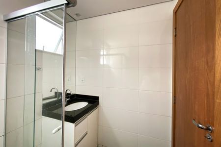 Apartamento para alugar com 80m², 3 quartos e 1 vaga Apartamento para alugar com 80m², 3 quartos e 1 vagaBanheiro