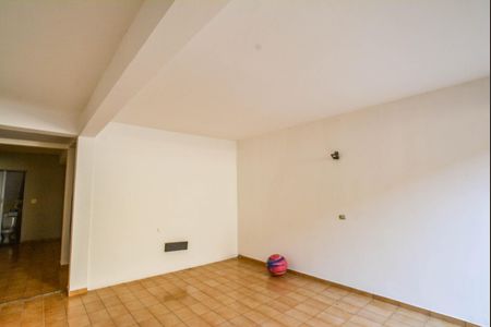 Casa para alugar com 180m², 3 quartos e 2 vagas Casa para alugar com 180m², 3 quartos e 2 vagasGaragem