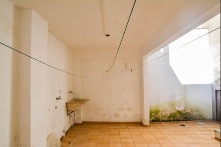 Casa para alugar com 180m², 3 quartos e 2 vagas Casa para alugar com 180m², 3 quartos e 2 vagasÁrea de Serviço