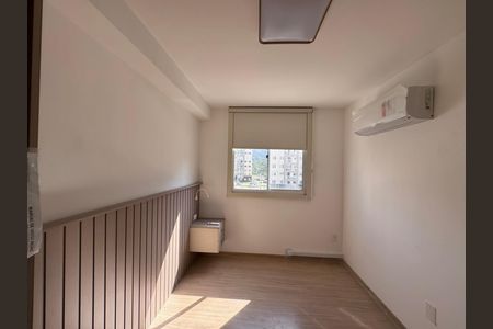 Suíte de apartamento para alugar com 2 quartos, 50m² em Barra Olímpica, Rio de Janeiro