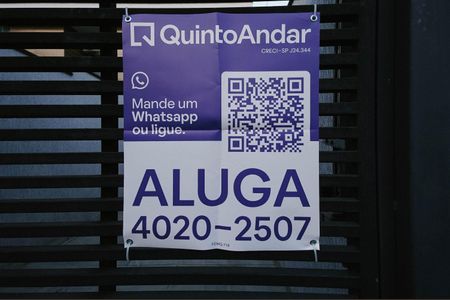 Casa para alugar com 72m², 2 quartos e 2 vagas Casa para alugar com 72m², 2 quartos e 2 vagasFachada