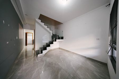 Casa para alugar com 2 quartos, 72m² em Jardim Ponte Rasa, São Paulo