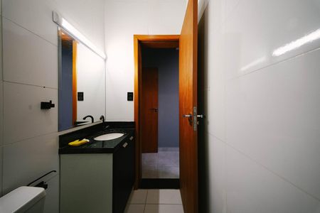 Banheiro da Suíte 2 de casa para alugar com 2 quartos, 72m² em Jardim Ponte Rasa, São Paulo