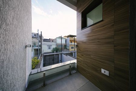 Casa para alugar com 72m², 2 quartos e 2 vagas Casa para alugar com 72m², 2 quartos e 2 vagasSuíte 1