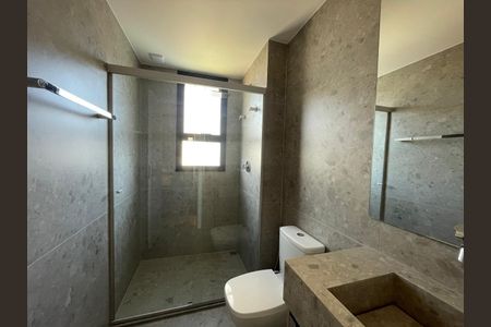 Banheiro da Suíte de apartamento à venda com 1 quarto, 42m² em Vale do Sereno, Nova Lima