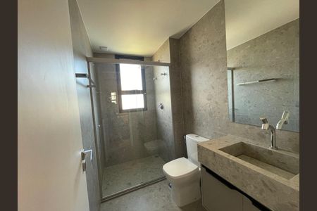 Banheiro da Suíte de apartamento à venda com 1 quarto, 42m² em Vale do Sereno, Nova Lima