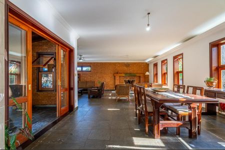 Casa de Condomínio à venda com 3 quartos, 280m² em Loteamento Alphaville Campinas, Campinas