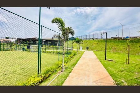 Casa de condomínio à venda com 225m², 3 quartos e 4 vagas