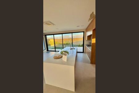 Casa de Condomínio à venda com 3 quartos, 225m² em Jardim Madalena, Campinas