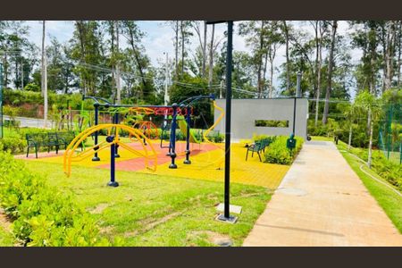 Casa de condomínio à venda com 225m², 3 quartos e 4 vagas