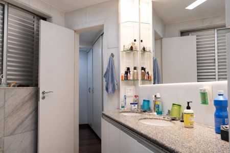 Apartamento à venda com 325m², 3 quartos e 3 vagas Apartamento à venda com 325m², 3 quartos e 3 vagasFoto 15