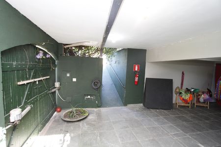Garagem de casa à venda com 4 quartos, 264m² em Santa Lúcia, Belo Horizonte
