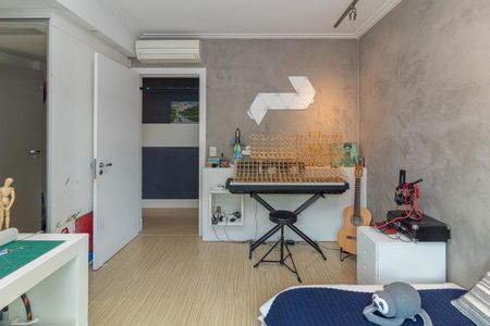 Apartamento para alugar com 312m², 3 quartos e 3 vagas Apartamento para alugar com 312m², 3 quartos e 3 vagasQuarto 2