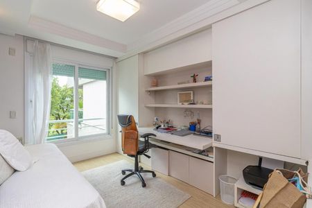 Apartamento para alugar com 312m², 3 quartos e 3 vagas Apartamento para alugar com 312m², 3 quartos e 3 vagasQuarto 2