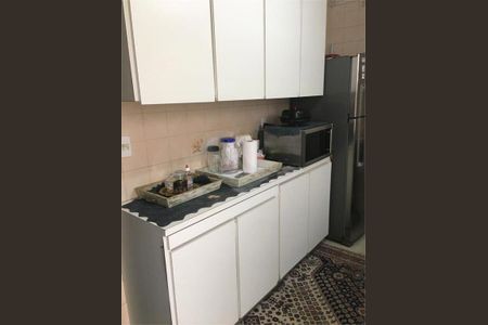 Casa à venda com 3 quartos, 345m² em Jardim Ouro Preto, Taboão da Serra