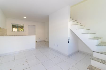 Casa de Condomínio para alugar com 2 quartos, 65m² em Bangu, Rio de Janeiro