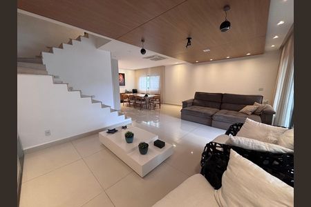 Apartamento à venda com 350m², 3 quartos e 4 vagas Apartamento à venda com 350m², 3 quartos e 4 vagasSala