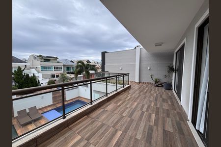 Varanda de apartamento à venda com 3 quartos, 350m² em Recreio dos Bandeirantes, Rio de Janeiro