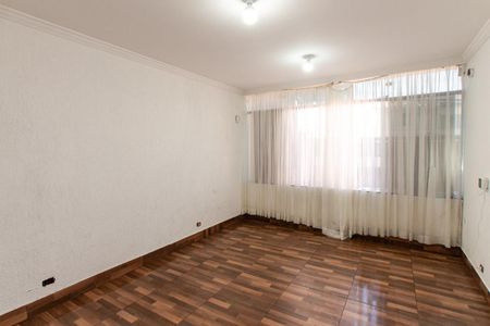 Casa para alugar com 3 quartos, 300m² em Vila Constança, São Paulo