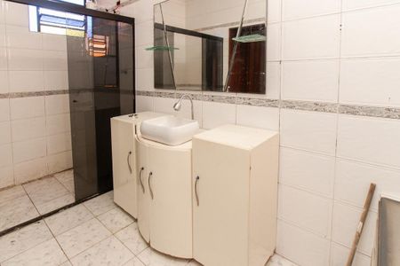 Casa para alugar com 300m², 3 quartos e 4 vagas Casa para alugar com 300m², 3 quartos e 4 vagasBanheiro da Suíte