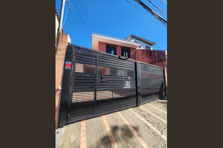 Fachada de casa para alugar com 3 quartos, 300m² em Vila Constança, São Paulo