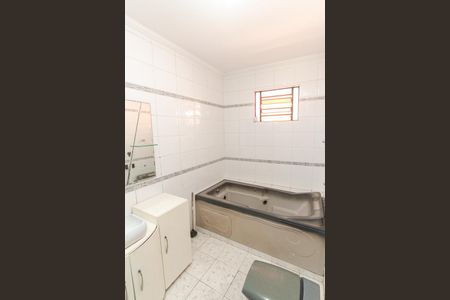 Casa para alugar com 300m², 3 quartos e 4 vagas Casa para alugar com 300m², 3 quartos e 4 vagasBanheiro da Suíte