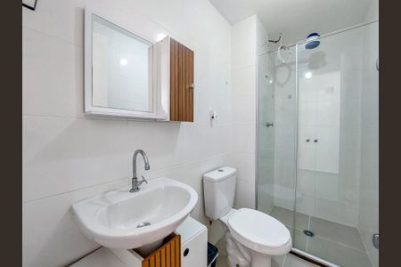 Banheiro de apartamento para alugar com 1 quarto, 26m² em Santo Amaro, São Paulo