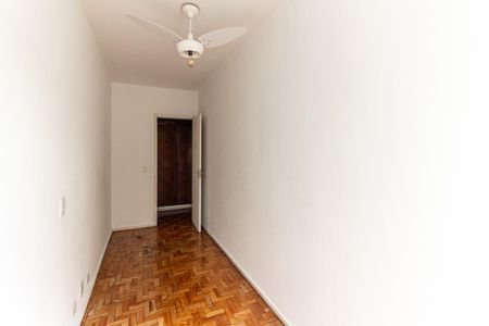 Apartamento à venda com 210m², 4 quartos e 1 vaga Apartamento à venda com 210m², 4 quartos e 1 vagaQuarto 4