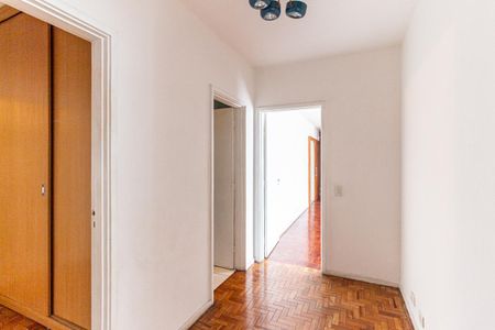 Apartamento à venda com 210m², 4 quartos e 1 vaga Apartamento à venda com 210m², 4 quartos e 1 vagaCorredor