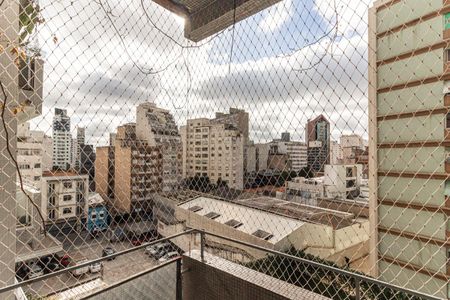 Apartamento à venda com 210m², 4 quartos e 1 vaga Apartamento à venda com 210m², 4 quartos e 1 vagaVista da Sala