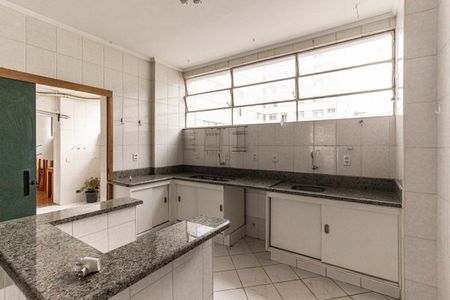 Apartamento à venda com 210m², 4 quartos e 1 vaga Apartamento à venda com 210m², 4 quartos e 1 vagaCozinha