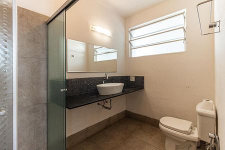 Apartamento à venda com 210m², 4 quartos e 1 vaga Apartamento à venda com 210m², 4 quartos e 1 vagaBanheiro da Suíte