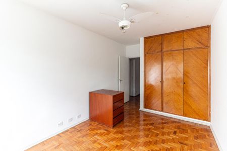 Apartamento à venda com 210m², 4 quartos e 1 vaga Apartamento à venda com 210m², 4 quartos e 1 vagaQuarto 2