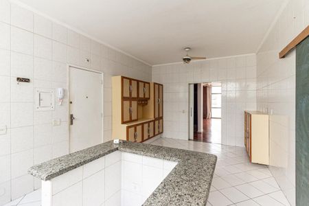 Apartamento à venda com 210m², 4 quartos e 1 vaga Apartamento à venda com 210m², 4 quartos e 1 vagaCozinha