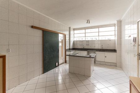 Apartamento à venda com 210m², 4 quartos e 1 vaga Apartamento à venda com 210m², 4 quartos e 1 vagaCozinha