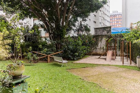Apartamento à venda com 210m², 4 quartos e 1 vaga Apartamento à venda com 210m², 4 quartos e 1 vagaPlayground