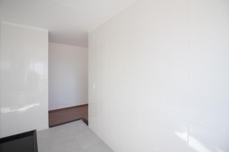 Apartamento para alugar com 50m², 2 quartos e 1 vaga Apartamento para alugar com 50m², 2 quartos e 1 vagaCozinha e Área de Serviço
