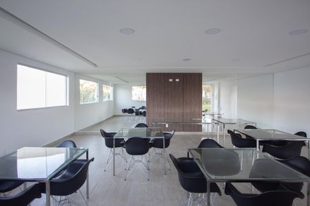Apartamento para alugar com 50m², 2 quartos e 1 vaga Apartamento para alugar com 50m², 2 quartos e 1 vaga Área comum - Salão de Festas 1
