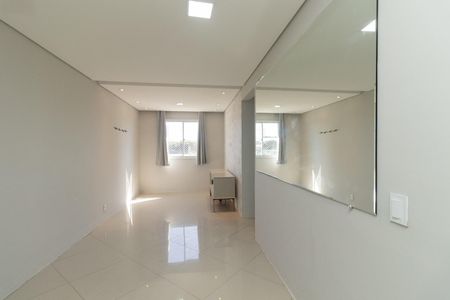 Sala de apartamento para alugar com 3 quartos, 63m² em Jardim Vila Formosa, São Paulo