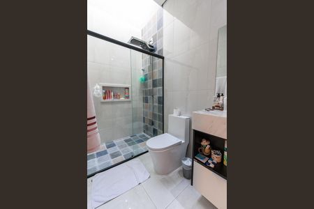 Casa de condomínio para alugar com 160m², 3 quartos e 4 vagas