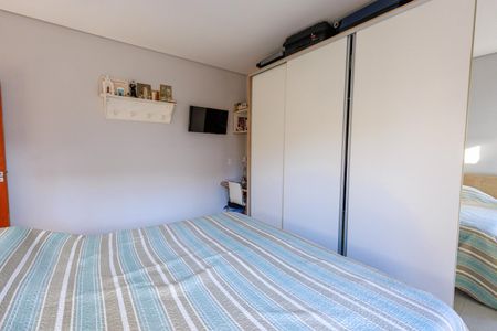 Casa de condomínio para alugar com 160m², 3 quartos e 4 vagas