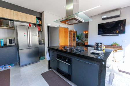 Casa de condomínio para alugar com 160m², 3 quartos e 4 vagas