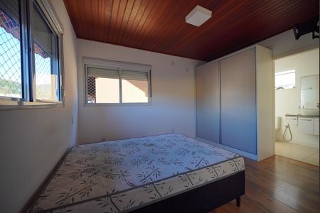 Casa para alugar com 110m², 2 quartos e 2 vagasSuíte 2
